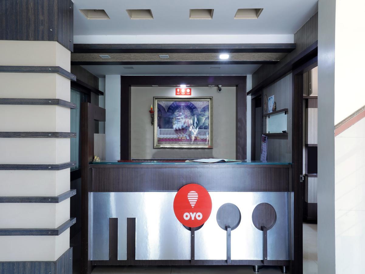Oyo 4198 Hotel Shri Sai Murli Širdi Exteriér fotografie