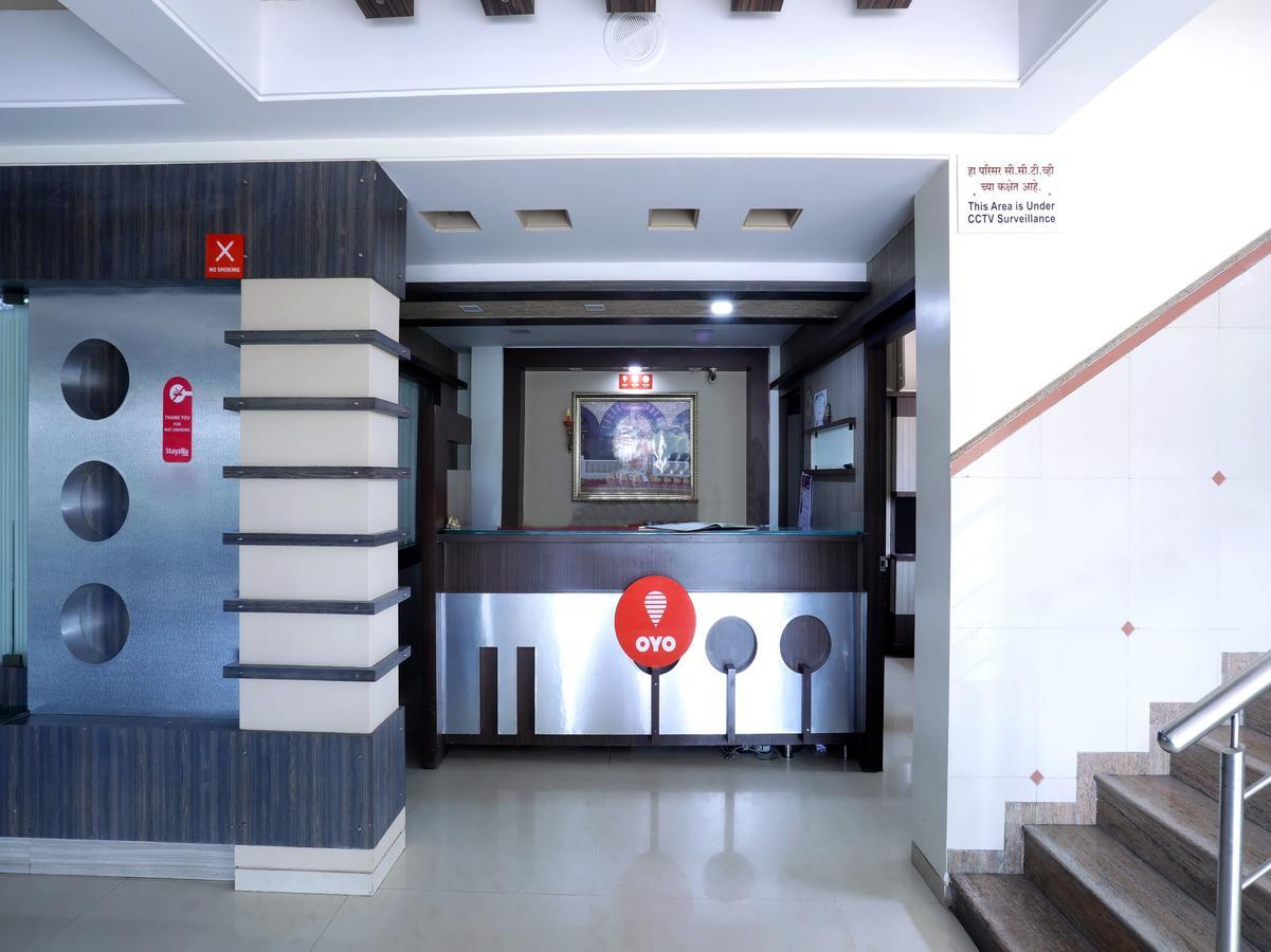 Oyo 4198 Hotel Shri Sai Murli Širdi Exteriér fotografie