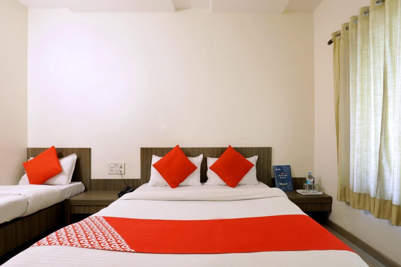 Oyo 4198 Hotel Shri Sai Murli Širdi Exteriér fotografie