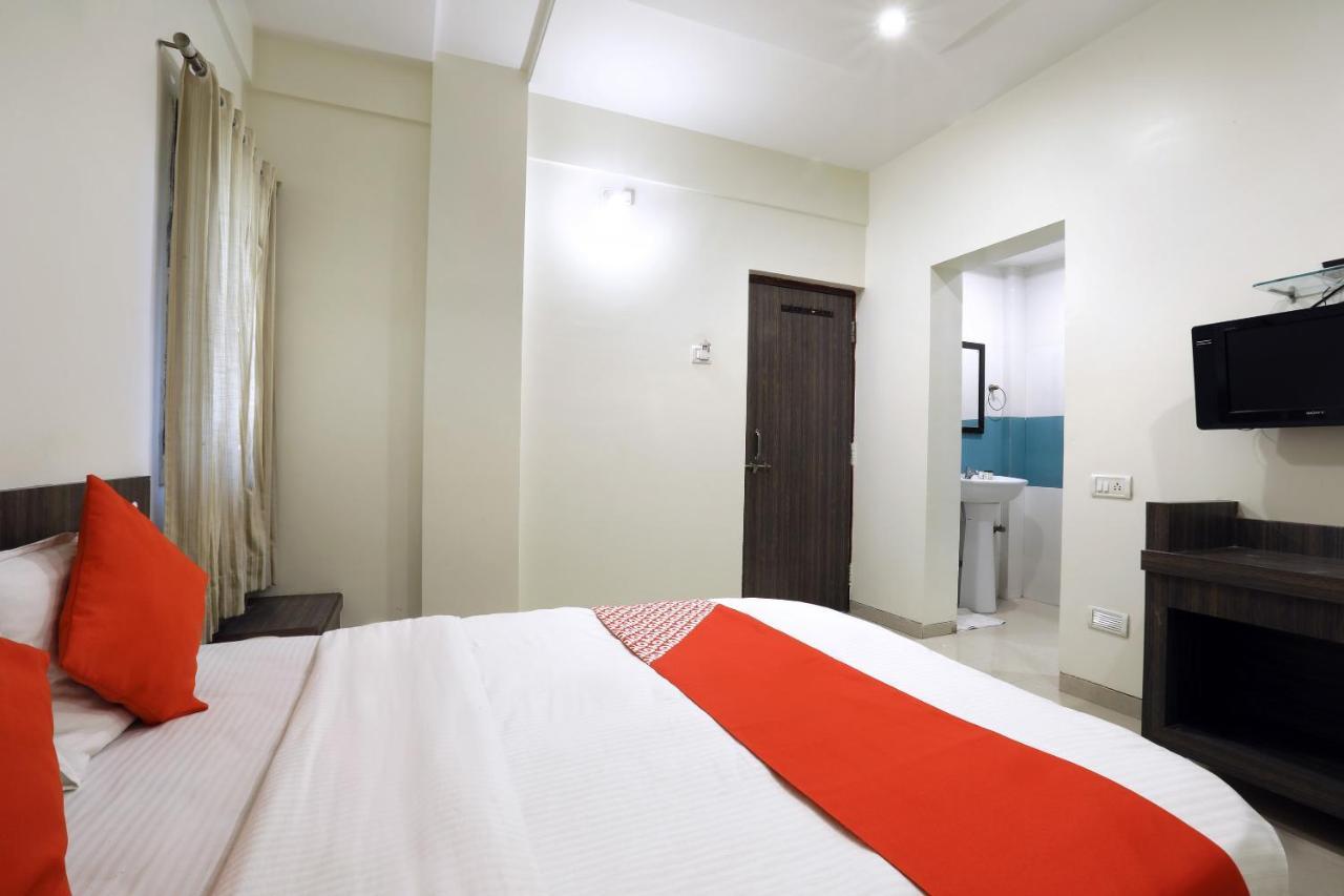 Oyo 4198 Hotel Shri Sai Murli Širdi Exteriér fotografie